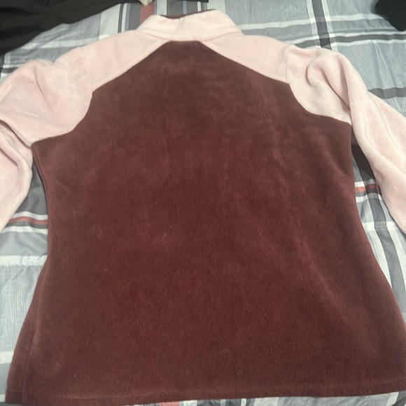 Columbia Women’s Fleece Pullover! - Picture 4 of 4